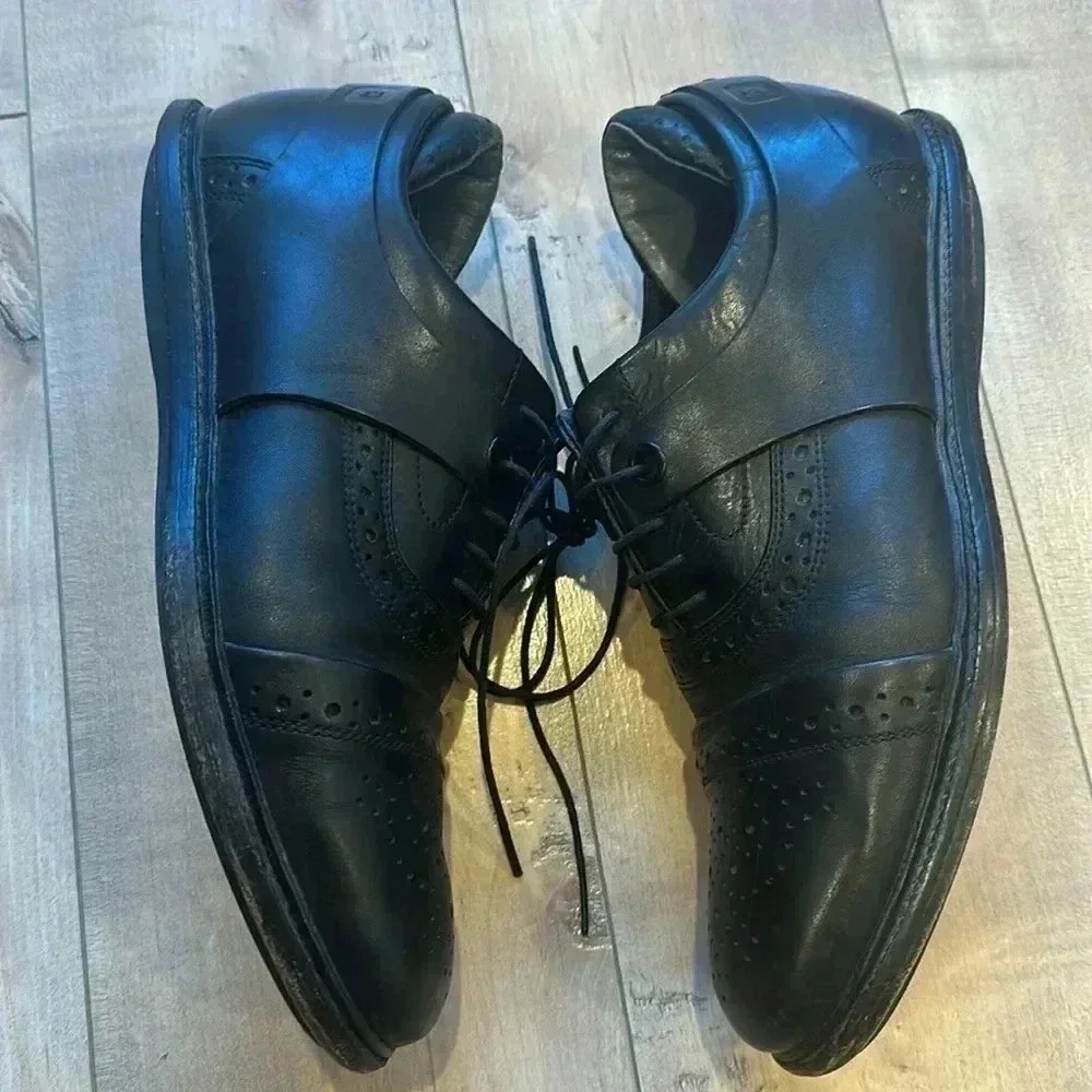 TSUBO Wexler II Black Leather Lace Up Toe Cap Brogues Mens Shoes Sz 10